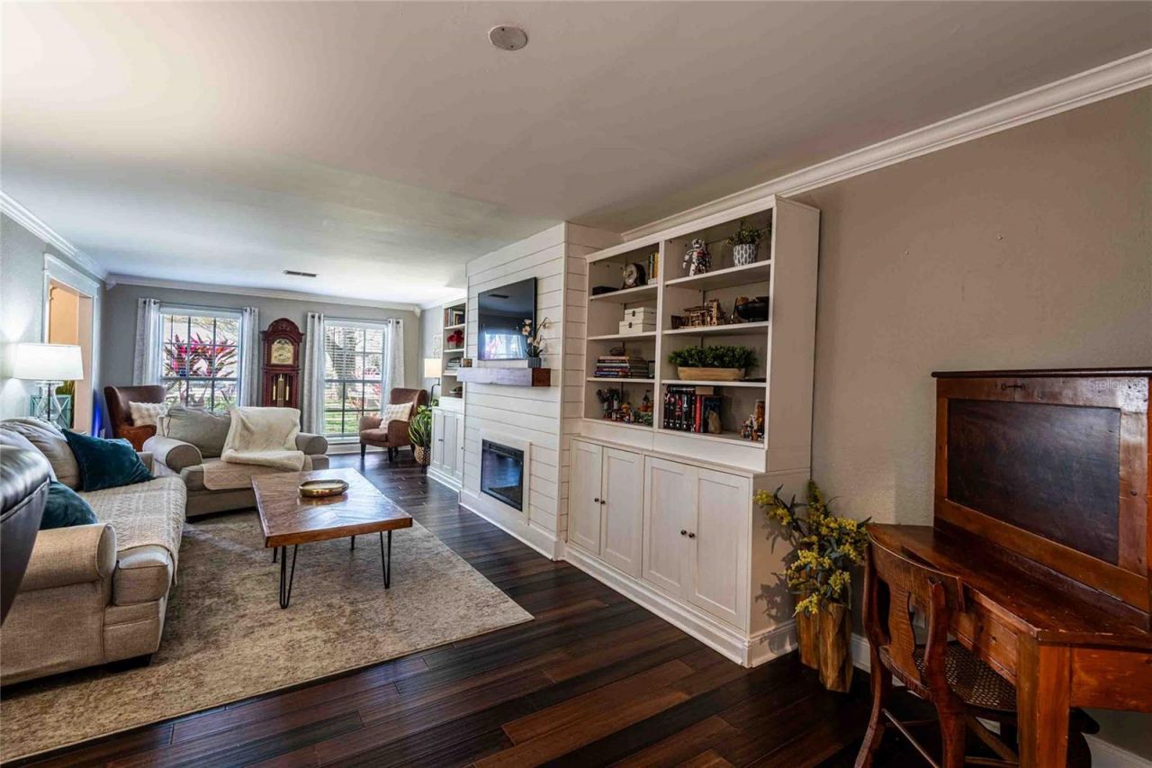 1857 Castle Woods Drive , Clearwater, FL 33759 Photo