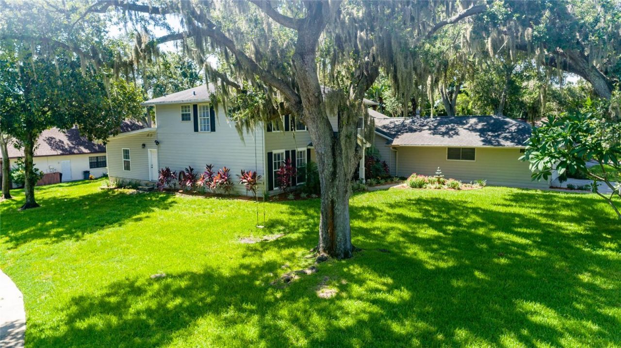 1857 Castle Woods Drive , Clearwater, FL 33759 Photo