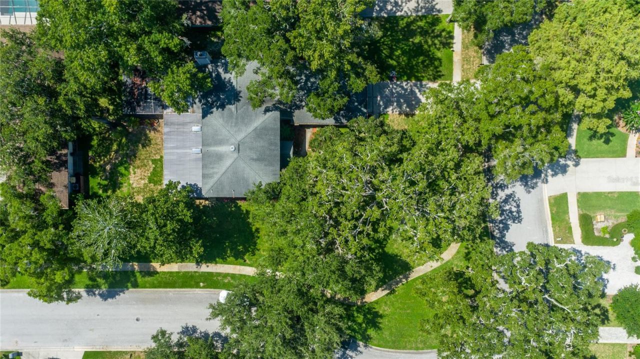 1857 Castle Woods Drive , Clearwater, FL 33759 Photo