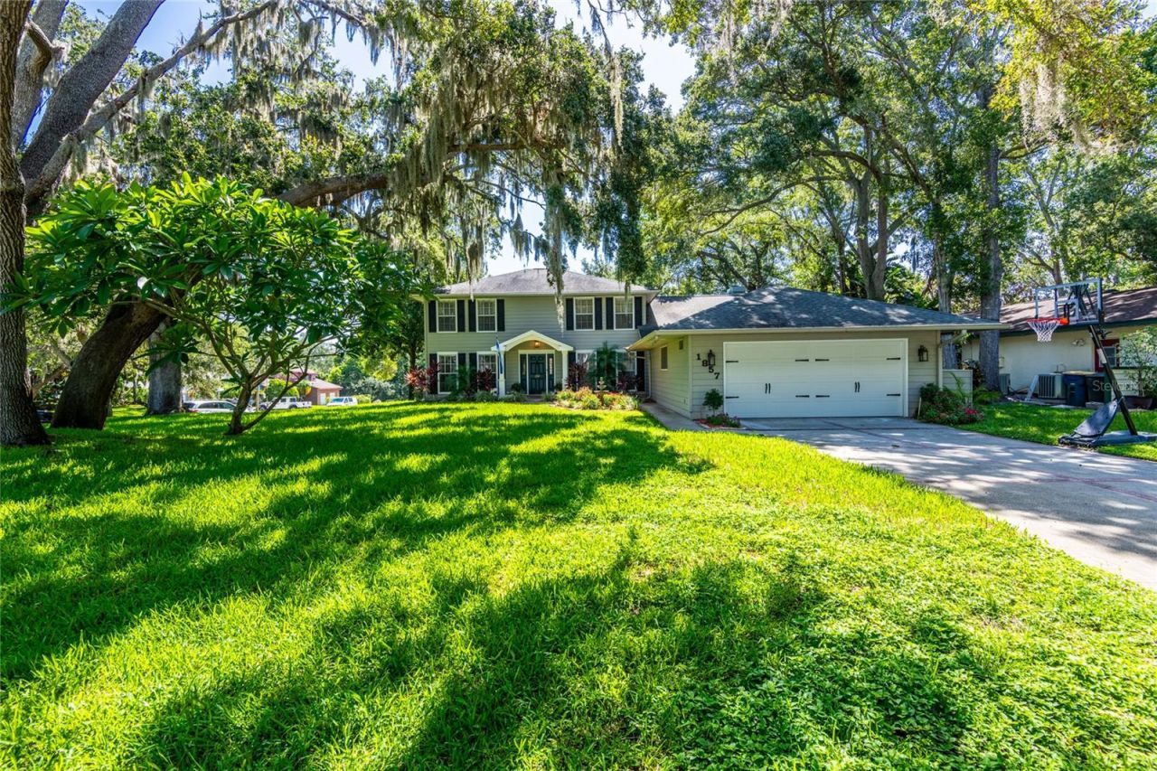 1857 Castle Woods Drive , Clearwater, FL 33759 Photo