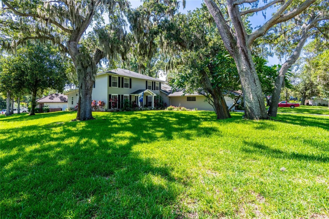 1857 Castle Woods Drive , Clearwater, FL 33759 Photo