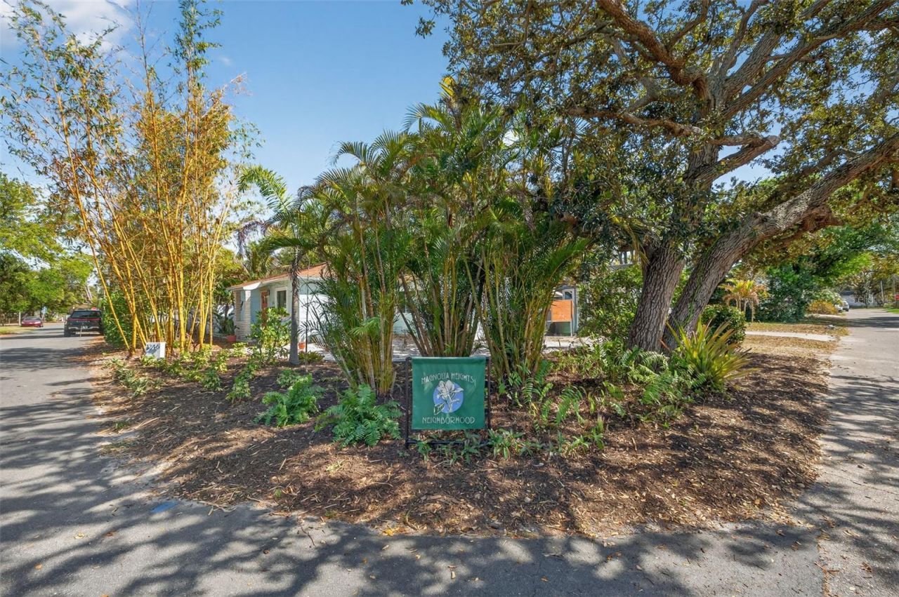 1246 37th Avenue N, Saint Petersburg, FL 33704 Photo