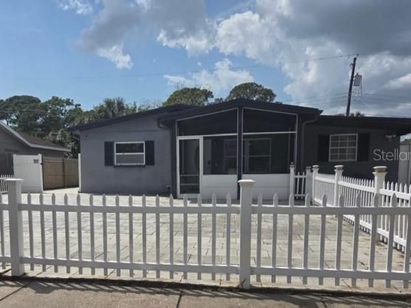 5110 GATEWAY DRIVE, TAMPA, FL 33615