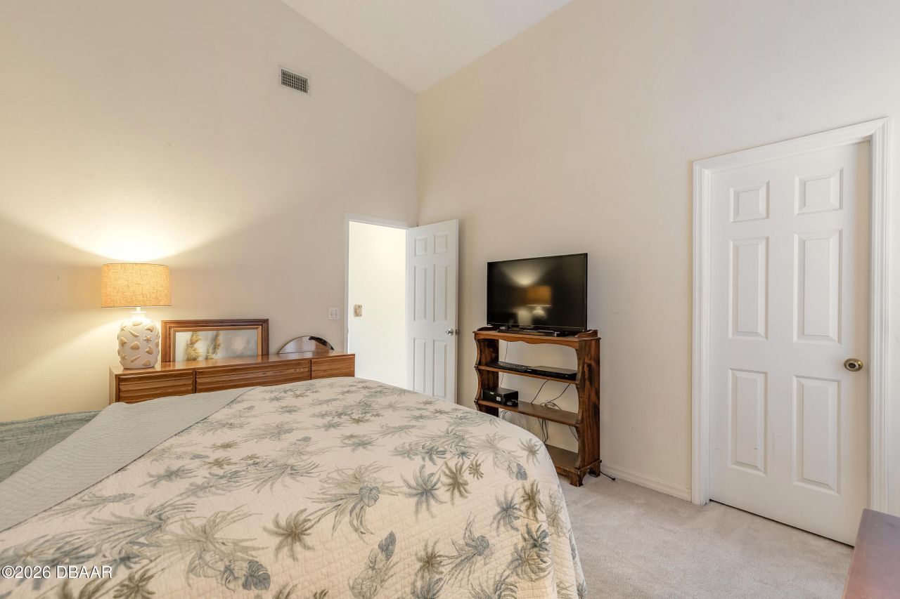 109 Brookhollow Circle, Daytona Beach, FL 32114 Photo