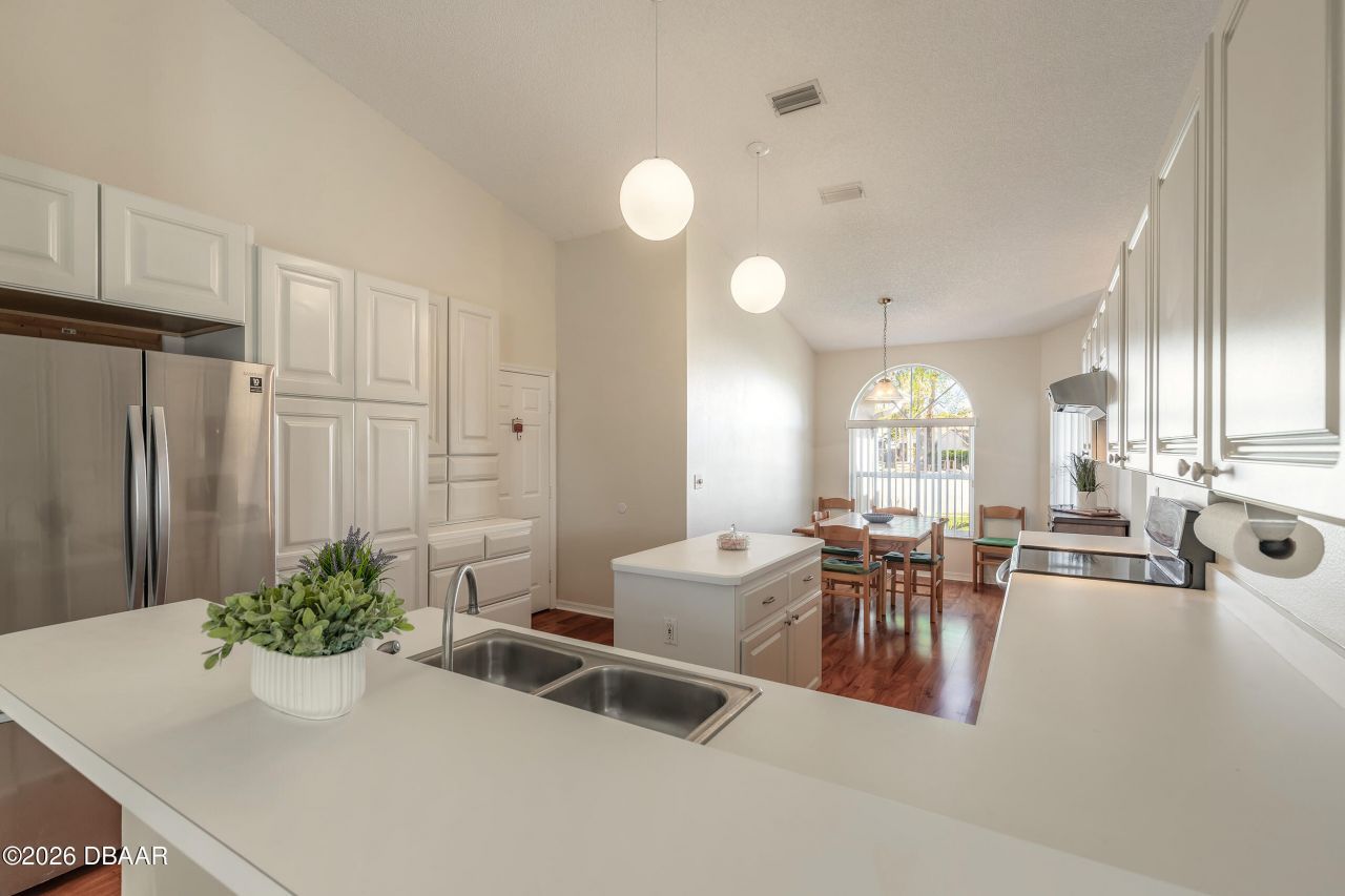 109 Brookhollow Circle, Daytona Beach, FL 32114 Photo