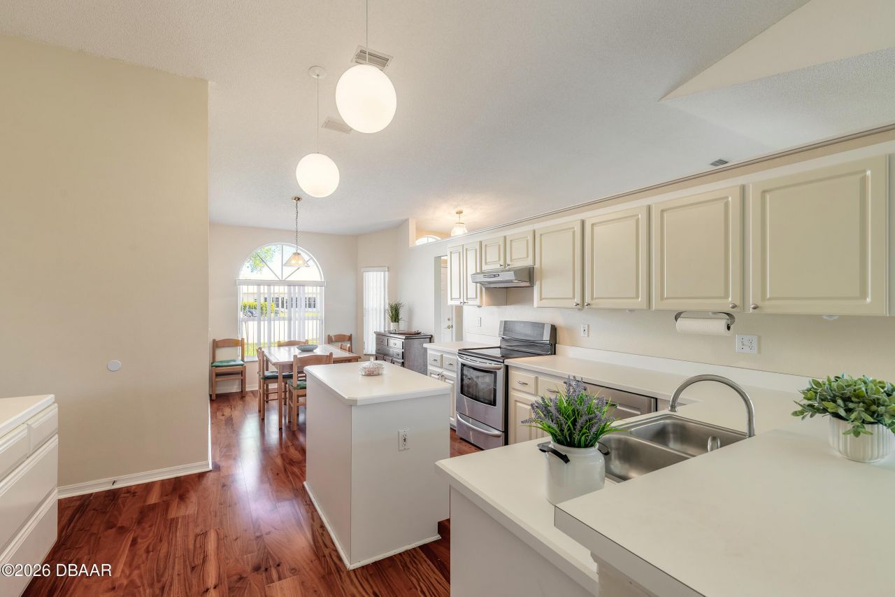 109 Brookhollow Circle, Daytona Beach, FL 32114 Photo