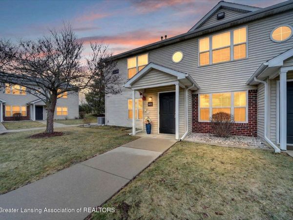 12948 Townsend, Grand Ledge, MI 48837