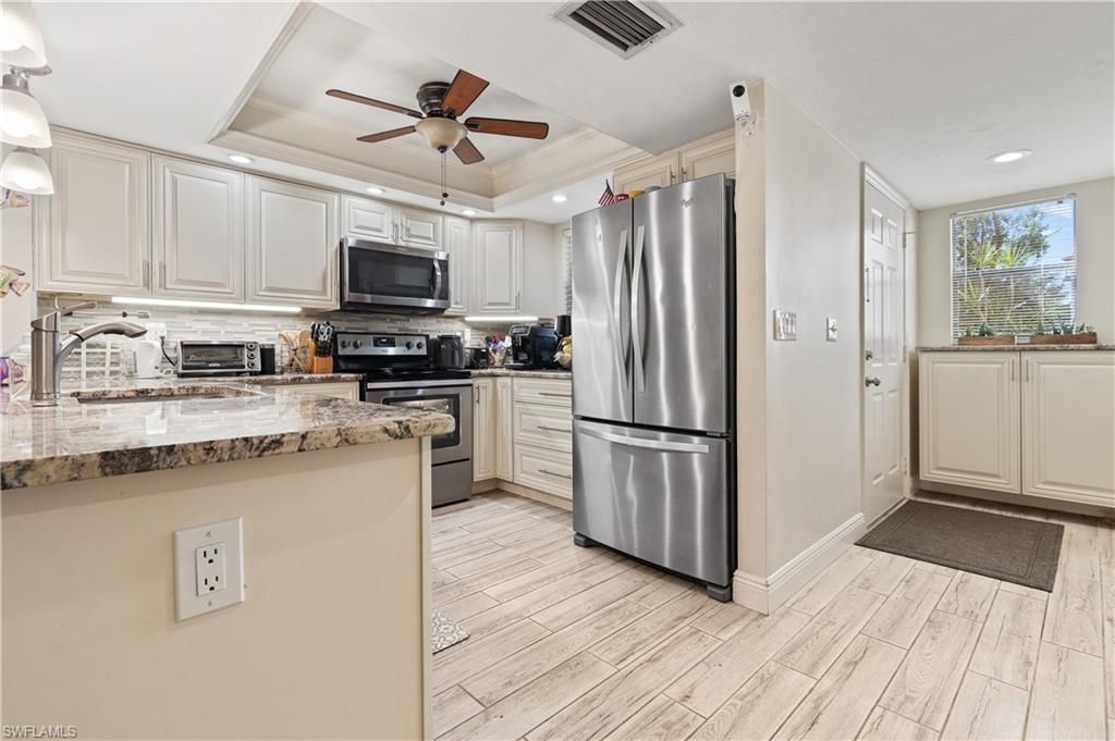 15041 Paddle Creek Dr , Unit 102, Fort Myers, FL 33919 Photo