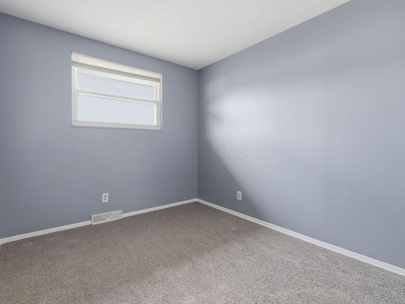 1642 Marina Drive , Columbus, OH 43219 Photo 7