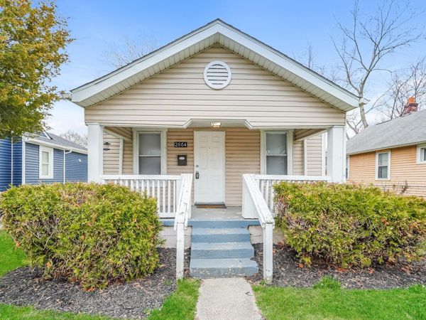 2864 E 10th Avenue, Columbus, OH 43219