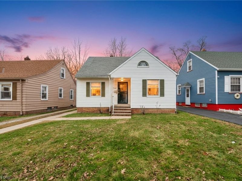 18207 Mapleboro Avenue, Maple Heights, OH 44137 Photo 1