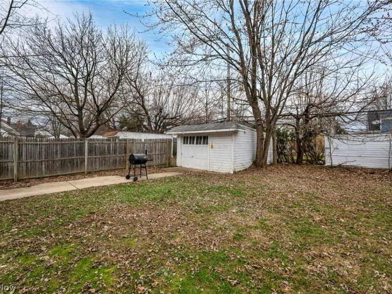 18207 Mapleboro Avenue, Maple Heights, OH 44137 Photo 35