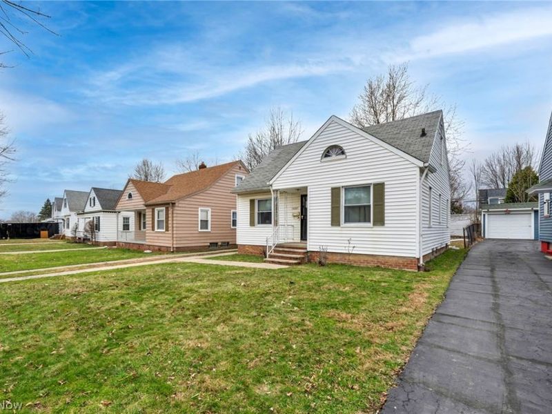 18207 Mapleboro Avenue, Maple Heights, OH 44137 Photo 4