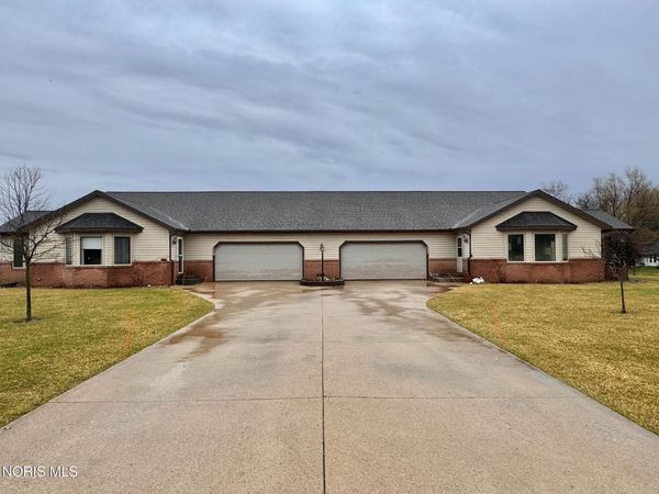 226 Greenfield Drive , Bryan, OH 43506