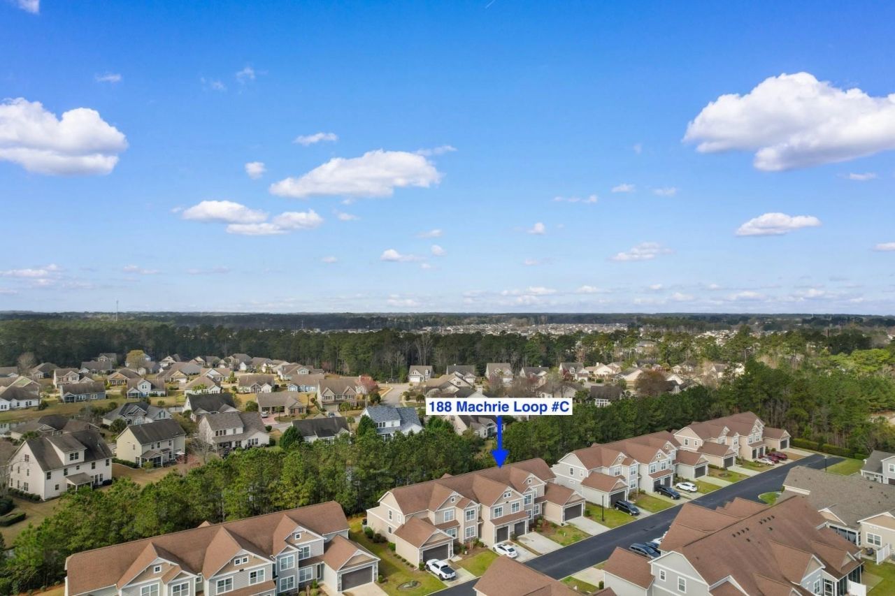 188 Machrie Loop Photo 39