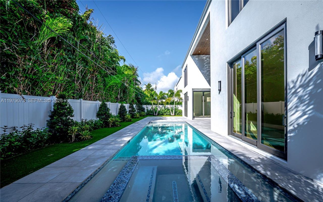 464 NE 6th St, Boca Raton, FL 33432 Photo