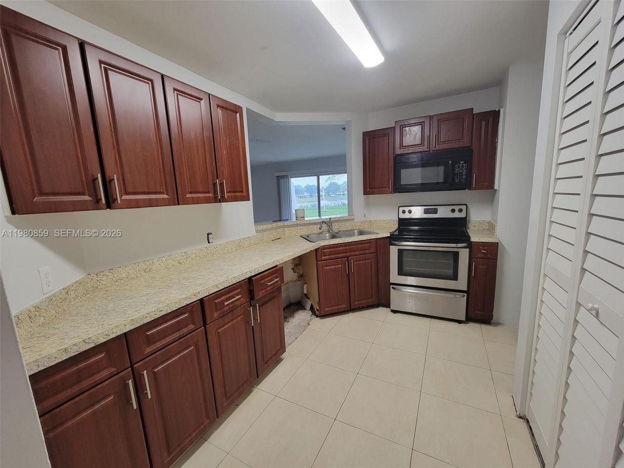 3441 NW 44th St , Unit 106, Oakland Park, FL 33309 Photo