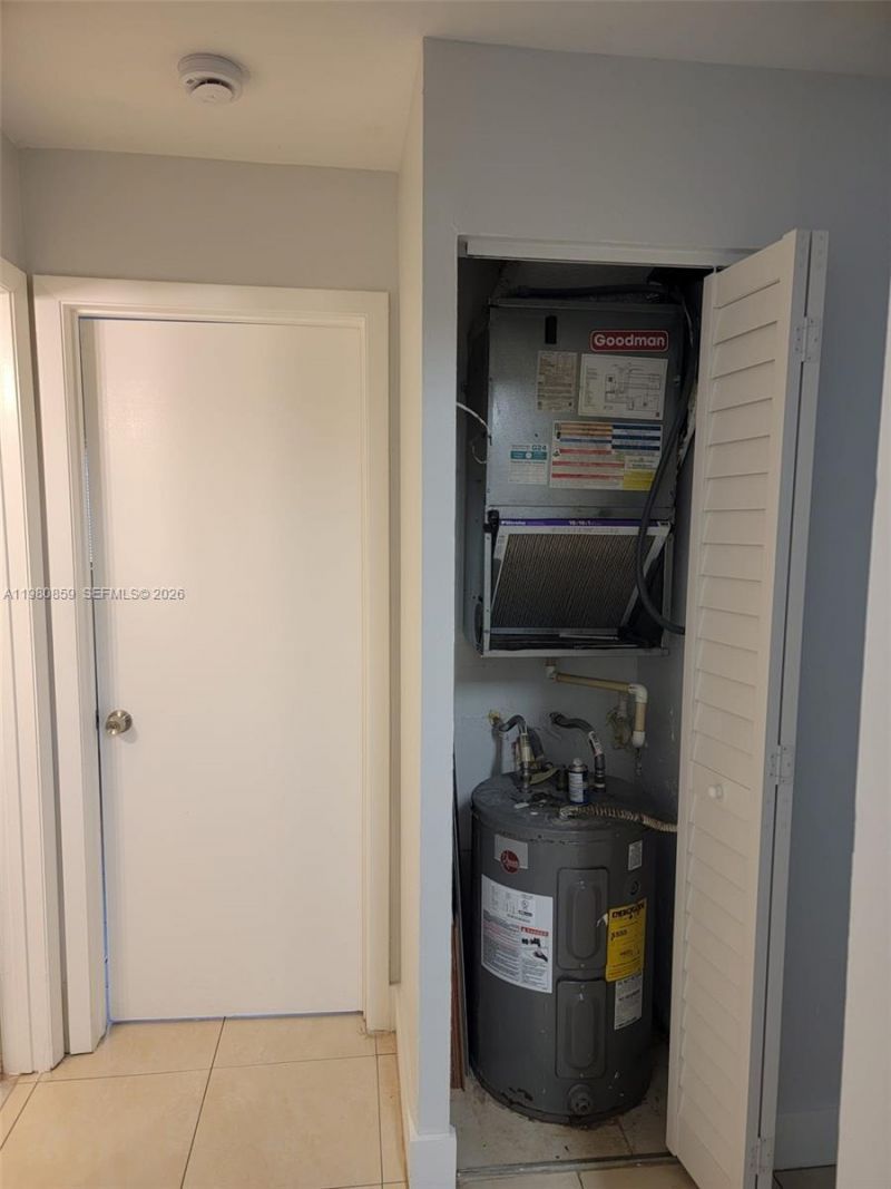 3441 NW 44th St , Unit 106, Oakland Park, FL 33309 Photo