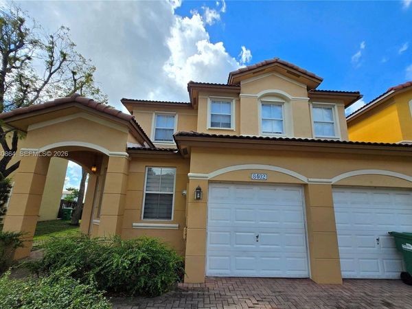 8402 NW 114th Path , Unit 8402, Doral, FL 33178
