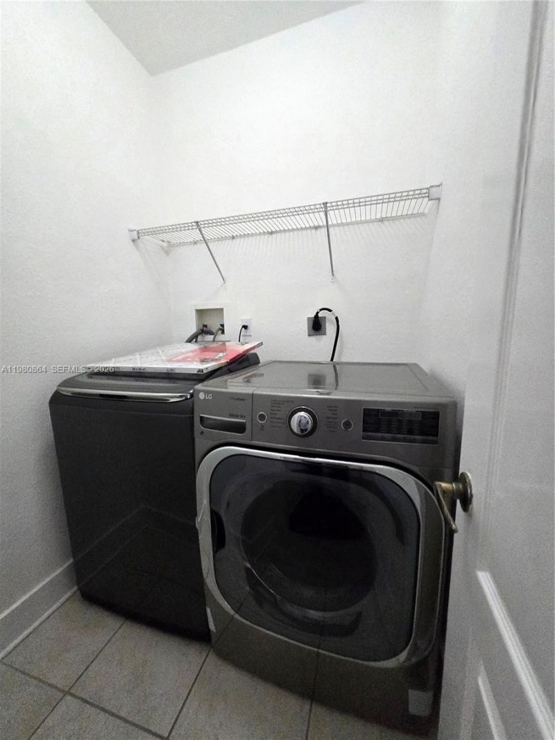 8402 NW 114th Path , Unit 8402, Doral, FL 33178 Photo