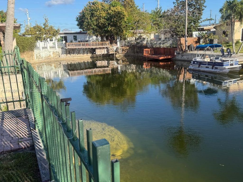 10720 SW 43rd Ln , Miami, FL 33165 Photo