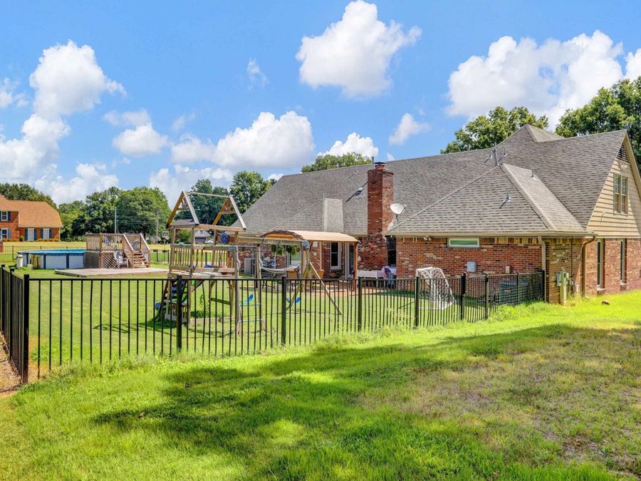 Property Image 39
