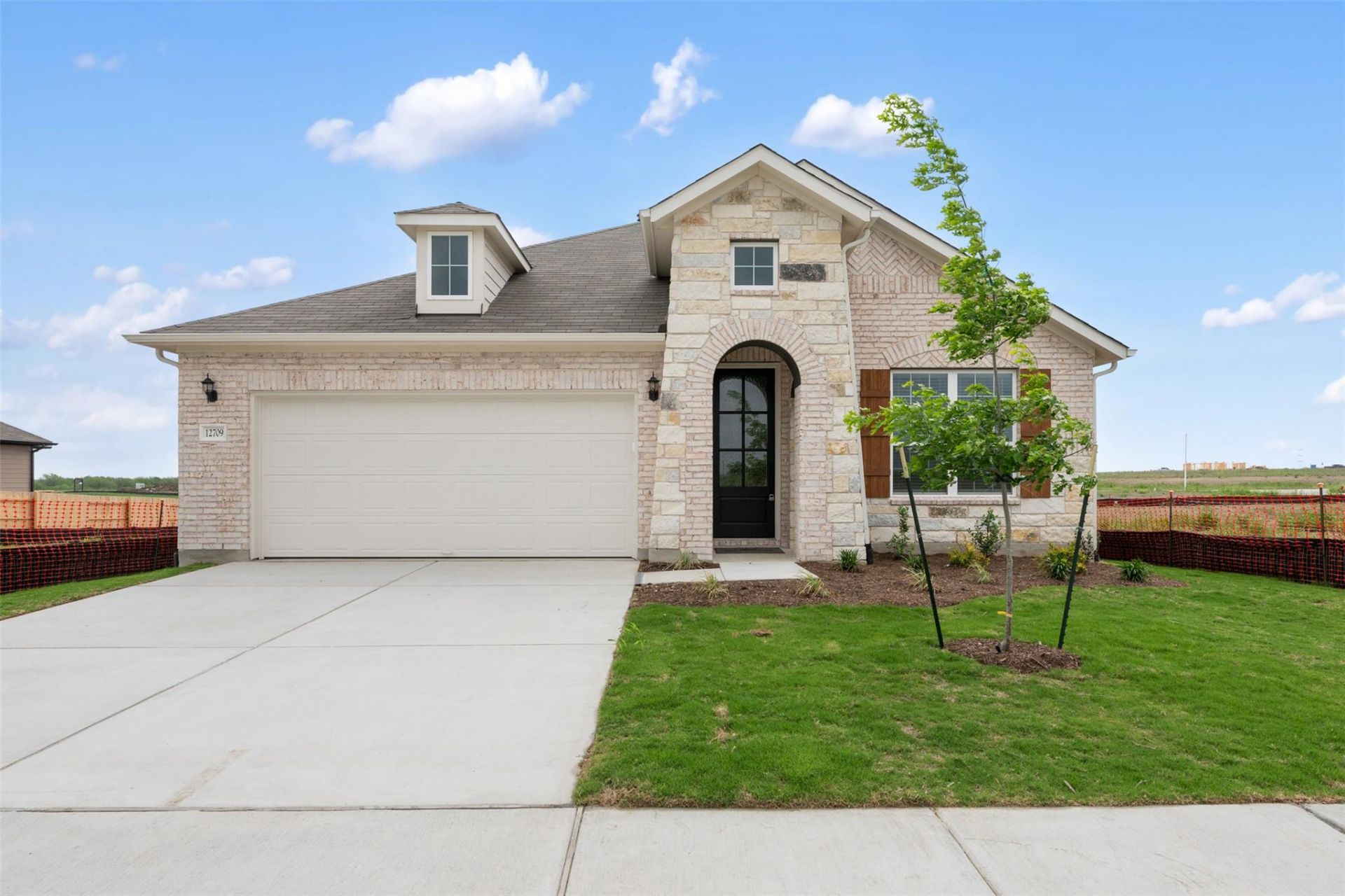 12709 Raven Meadow Dr, Buda, TX 78610 Main Photo