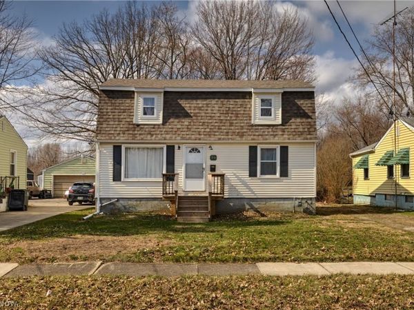 1935 Northfield Avenue NW, Warren, OH 44485