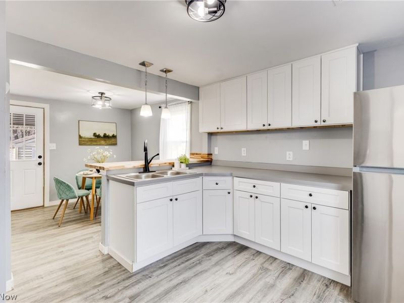 1935 Northfield Avenue NW, Warren, OH 44485 Photo 2