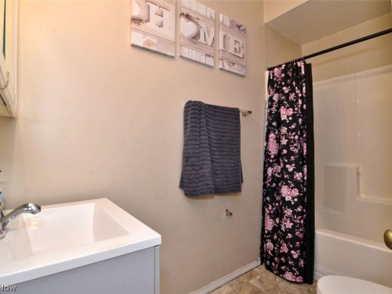 3340 W 120th Street, Cleveland, OH 44111 Photo 18