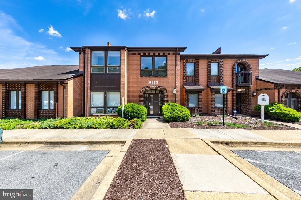 5853 Allentown Road, Unit 18, Suitland, MD 20746 Main Photo