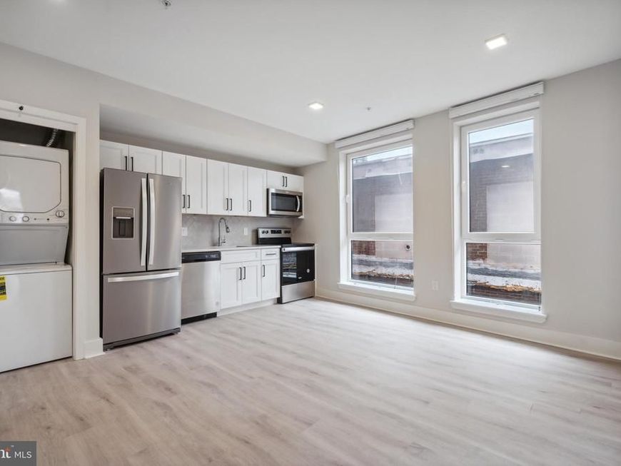 1805 N Howard Street, Unit 502, Philadelphia, PA 19122 Main Photo