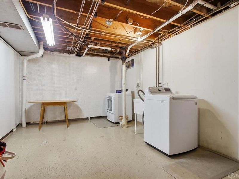 410 Tanglewood Drive, Beavercreek, OH 45440 Photo 36