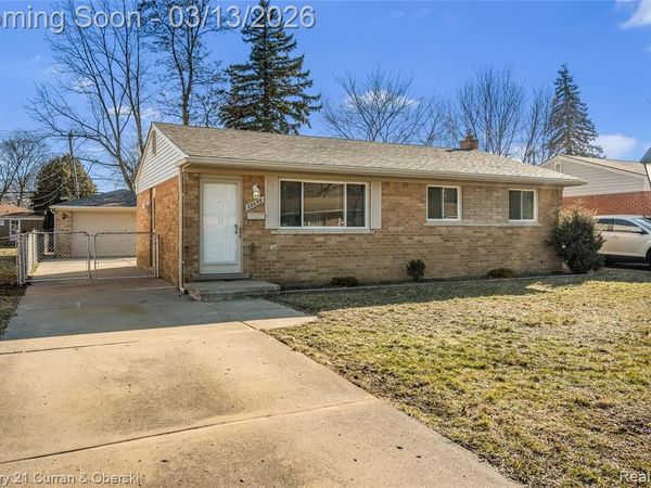 29699 Brown Court, Garden City, MI 48135
