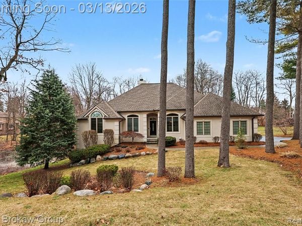 1672 Deer Path Trail, Oxford Twp, MI 48371