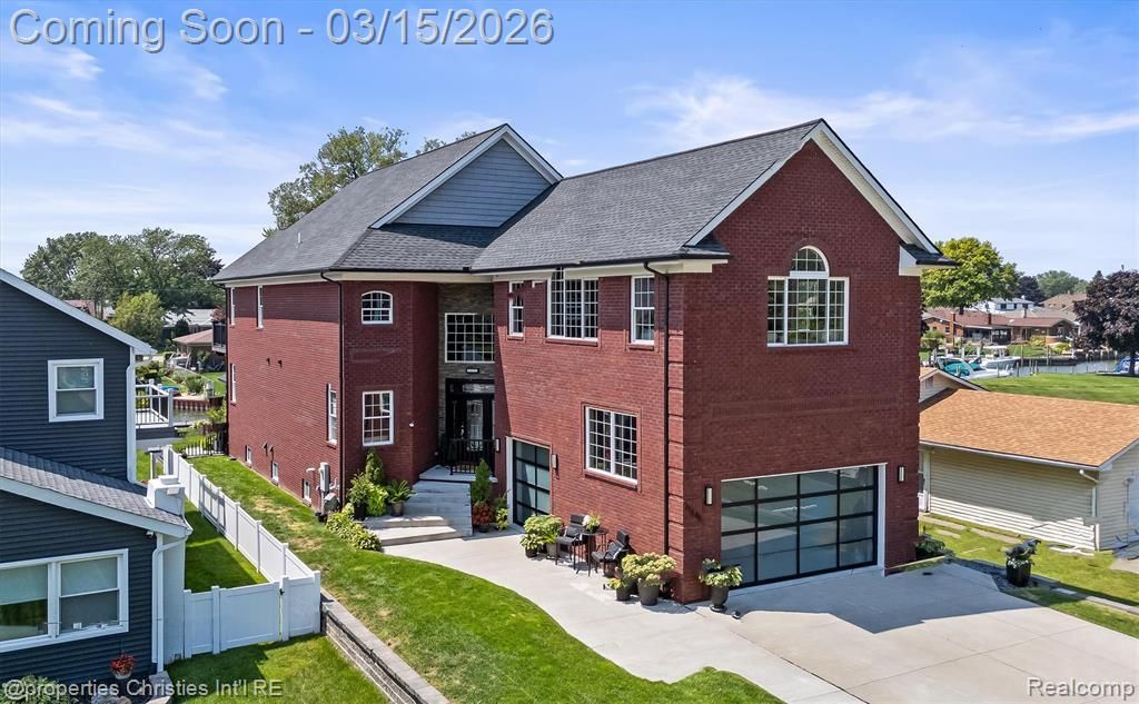 41245 Belvidere Street, Harrison Township, MI 48045 Main Photo