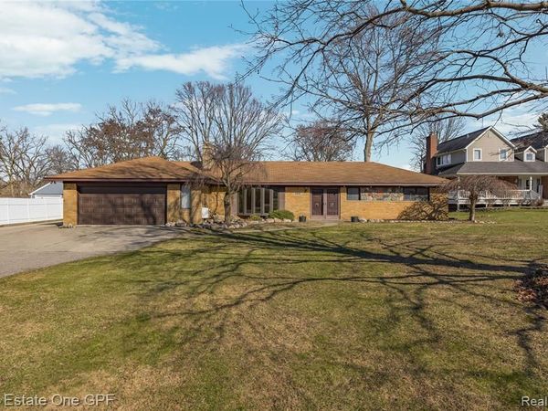 24840 E Taft Road, Novi, MI 48375