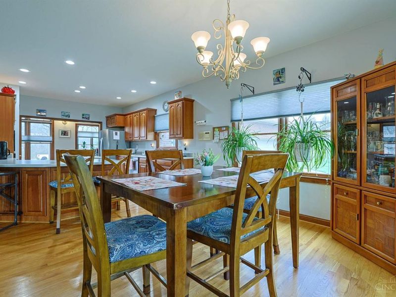 1305 Courtney Drive, Hamilton, OH 45013 Photo 13