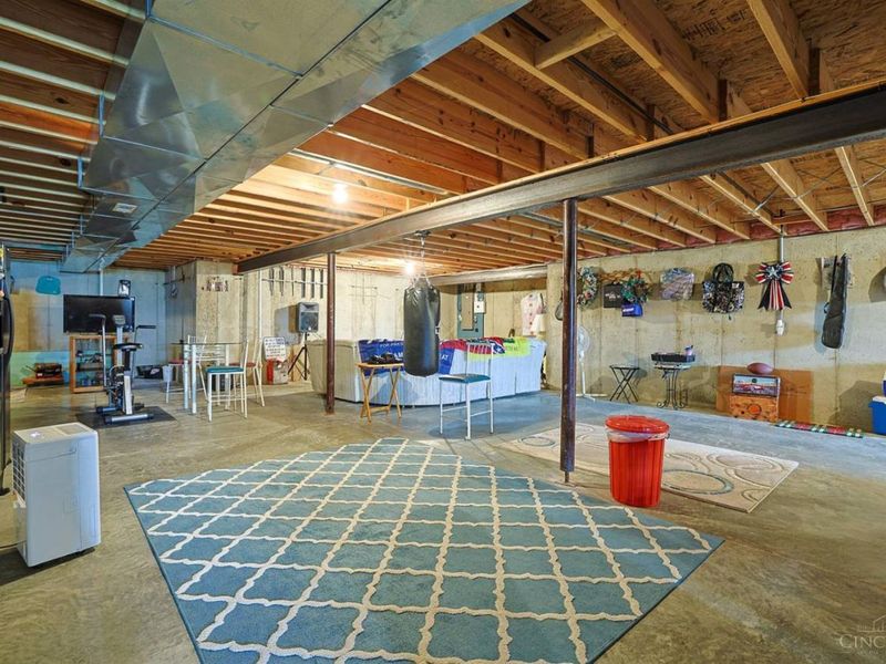 1305 Courtney Drive, Hamilton, OH 45013 Photo 30