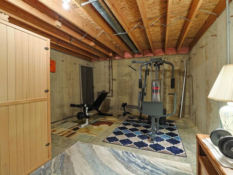 1305 Courtney Drive, Hamilton, OH 45013 Photo 31