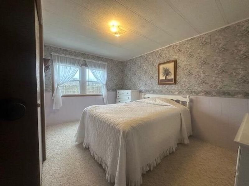 915 Charles Street, Logan, OH 43138 Photo 18