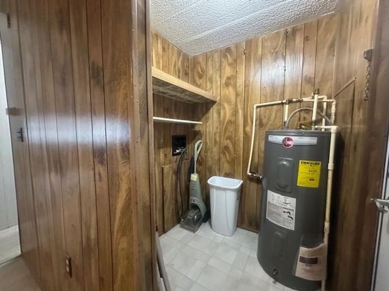 915 Charles Street, Logan, OH 43138 Photo 21