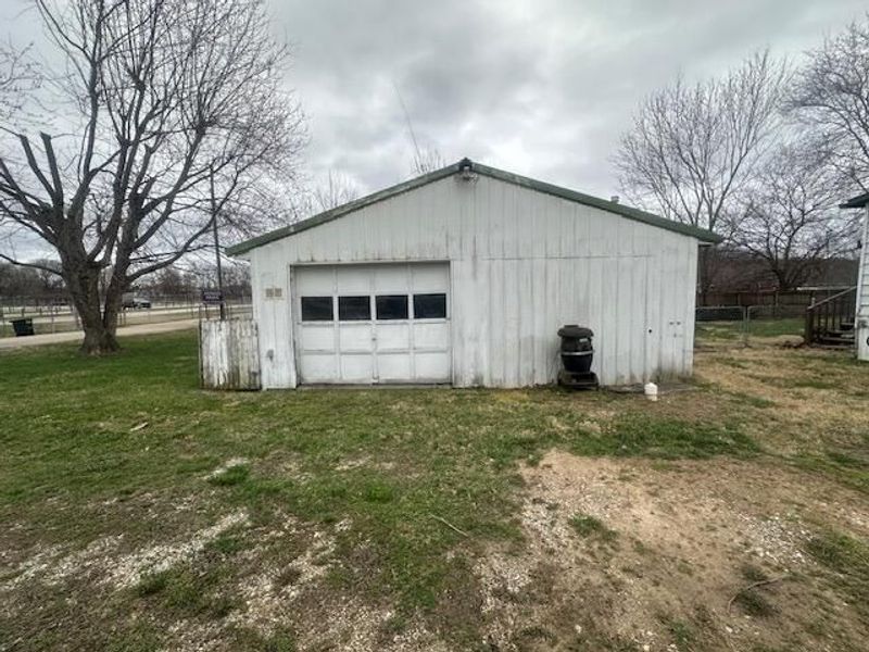 915 Charles Street, Logan, OH 43138 Photo 28