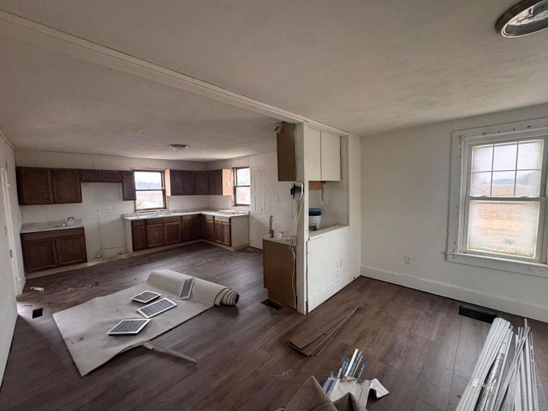 948 Young Road, Bloomville, OH 44818 Photo 5