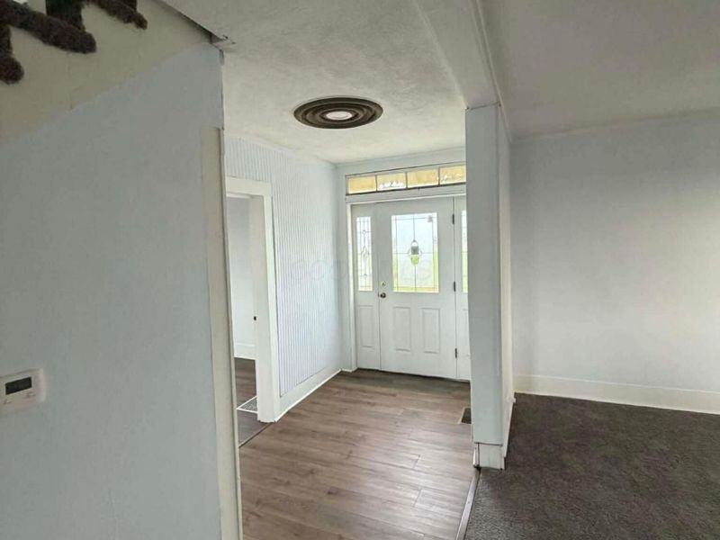 948 Young Road, Bloomville, OH 44818 Photo 6