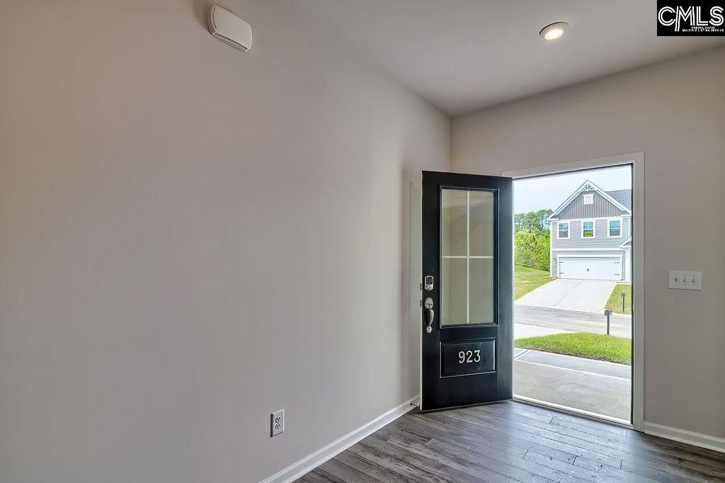 574 Swamp Grass Drive Photo 15