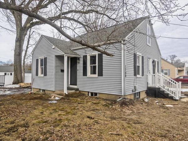 1709 Memorial Dr, Chicopee, MA 01020