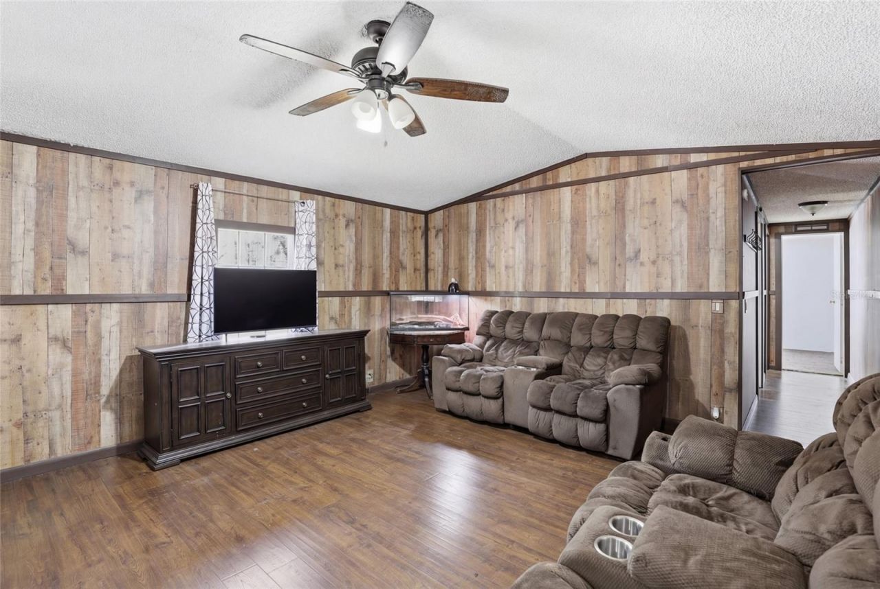 167 NE 212th Avenue , Old Town, FL 32680 Photo