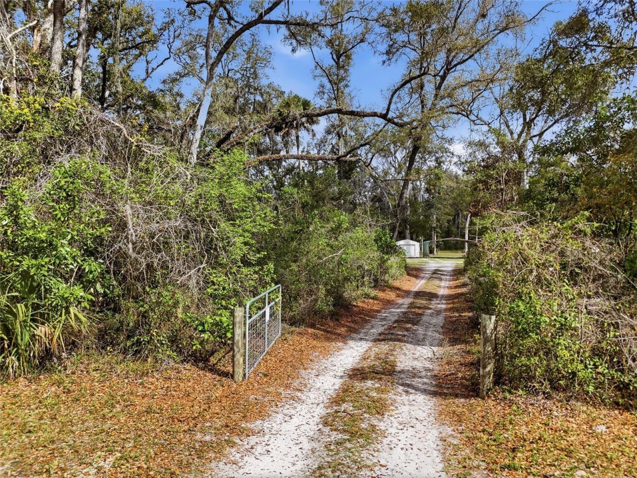 167 NE 212th Avenue , Old Town, FL 32680 Photo