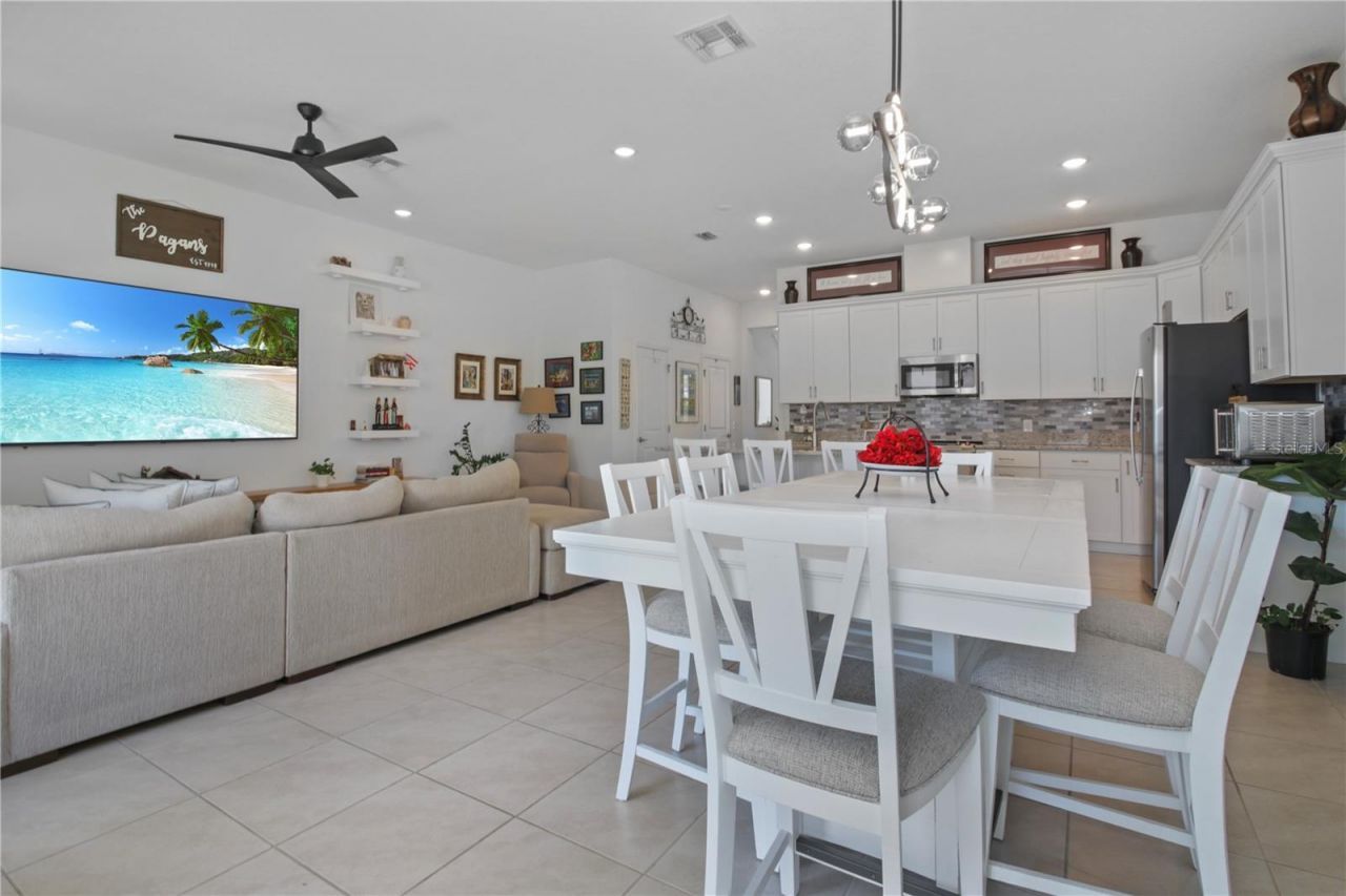 646 Kimber , Debary, FL 32713 Photo